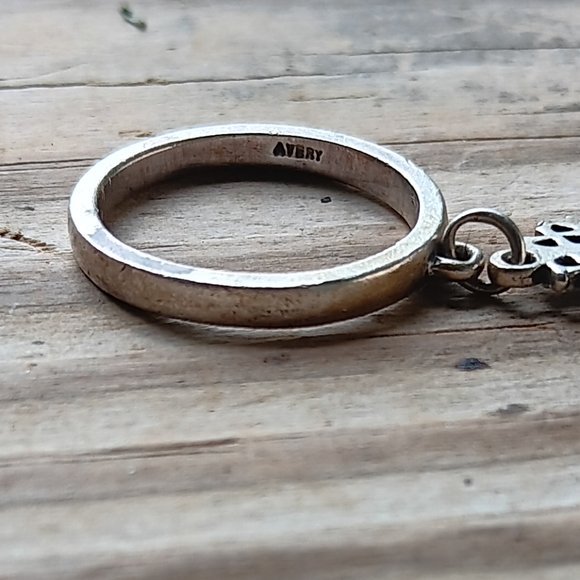 Retired! James Avery Sterling Silver Jerusalem Cross Dangle Ring Size 4.5 - Picture 3 of 5